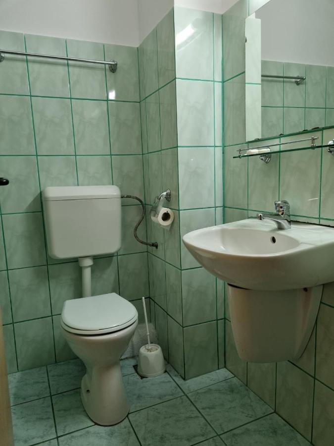 מלון Văliug Randunica מראה חיצוני תמונה